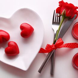 Обои с сердце, романтическим, красной розой, свечой, любовь, праздничными, розой, денью святого валентиной - скачать